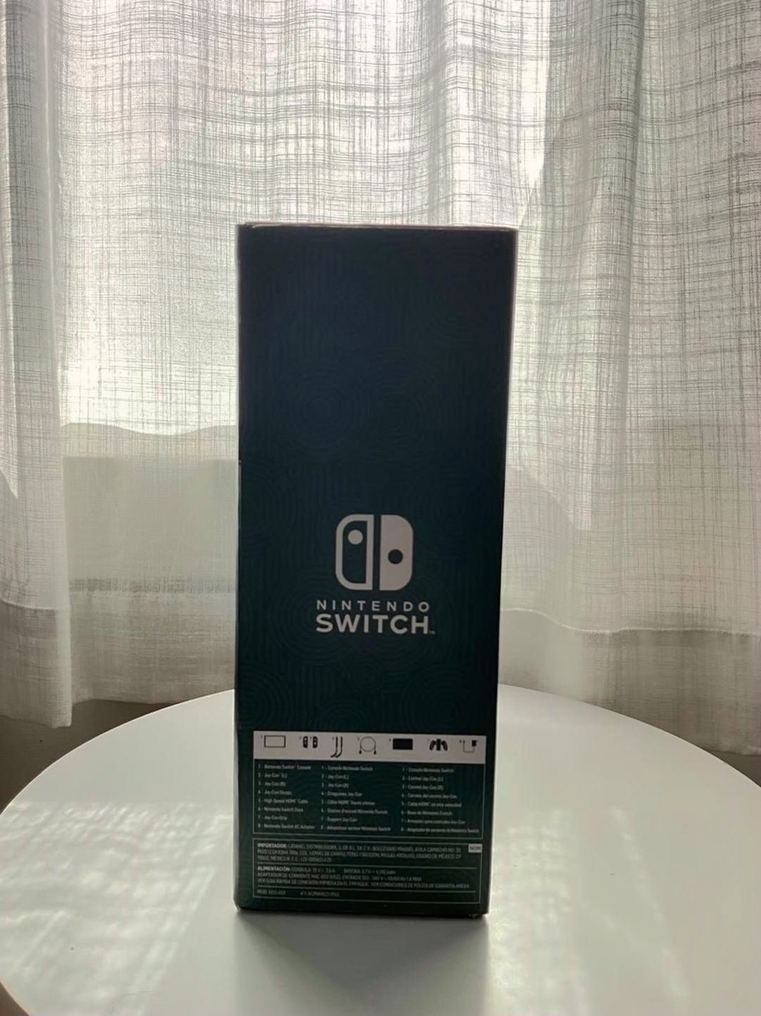 Nintendo Switch OLED Zelda Tears of the Kingdom Unlocked - Used image 2