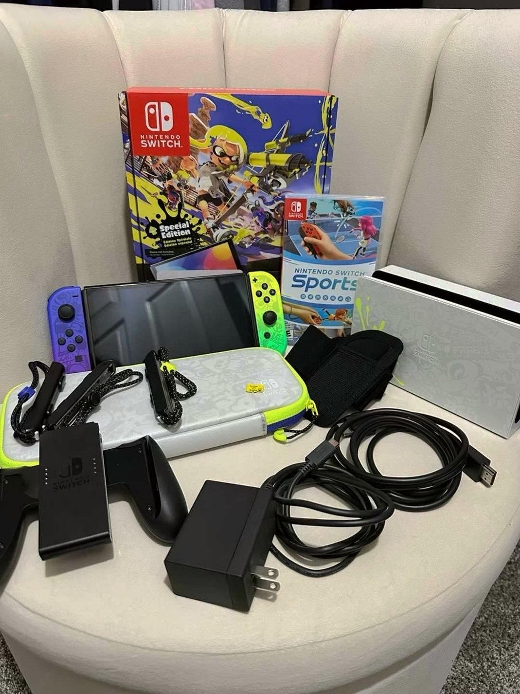Nintendo Switch OLED Splatoon 3 Special Edition 256GB Used