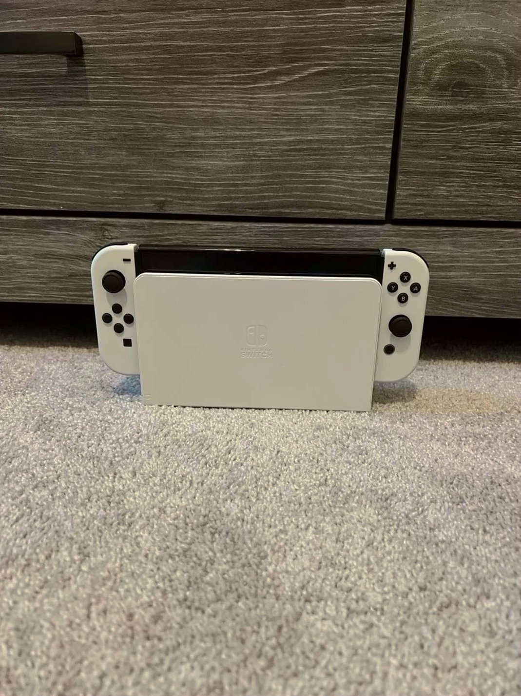 Nintendo Switch OLED 5F15 Used image 5