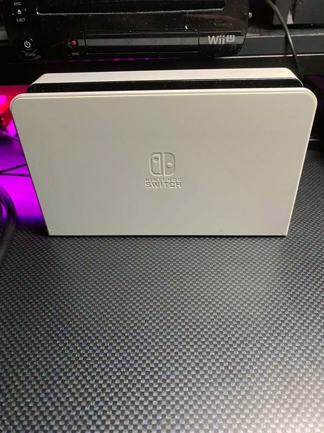 Nintendo Switch OLED 3Y39 Unlocked - Used image 5