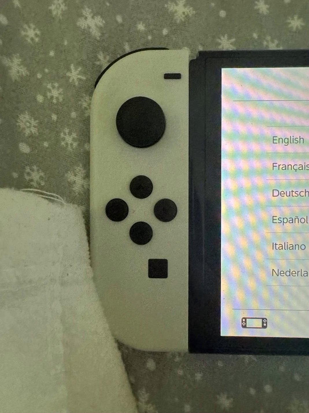 Nintendo Switch OLED 64GB White - Used image 5
