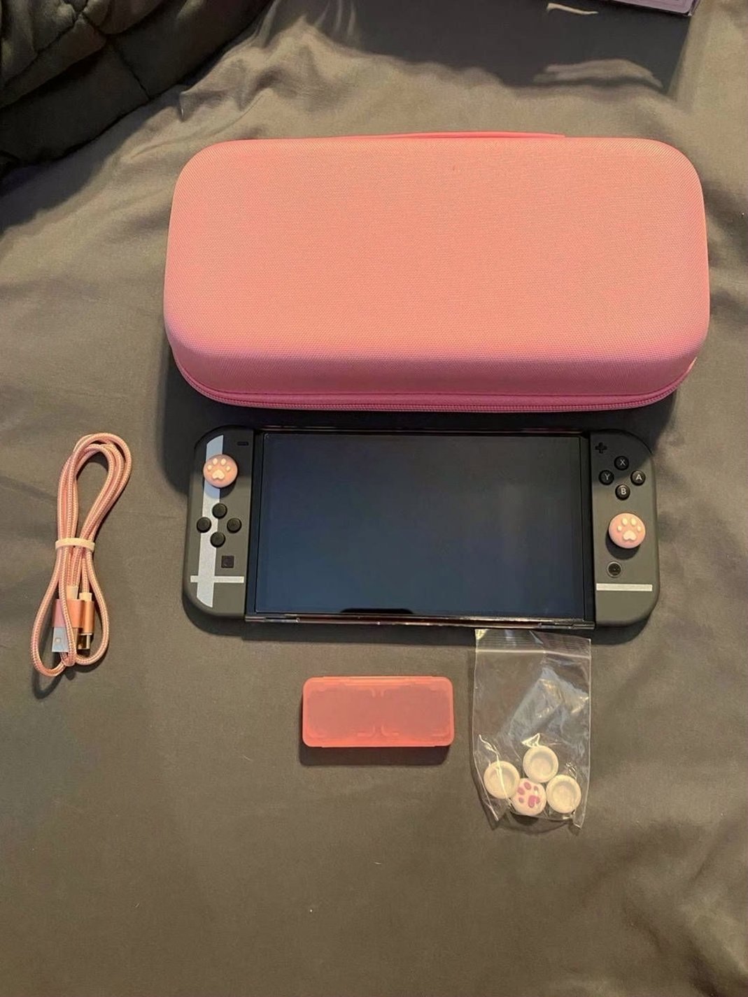 Nintendo Switch OLED Bundle 9X99 64GB Black - Used image 4