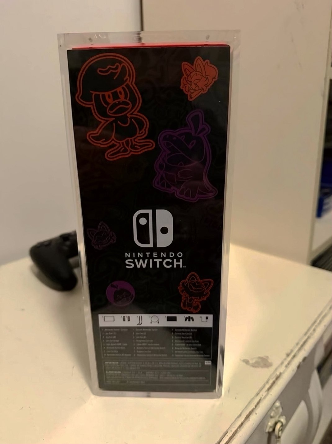 Nintendo Switch OLED Pokémon Scarlet and Violet Edition - Used image 4
