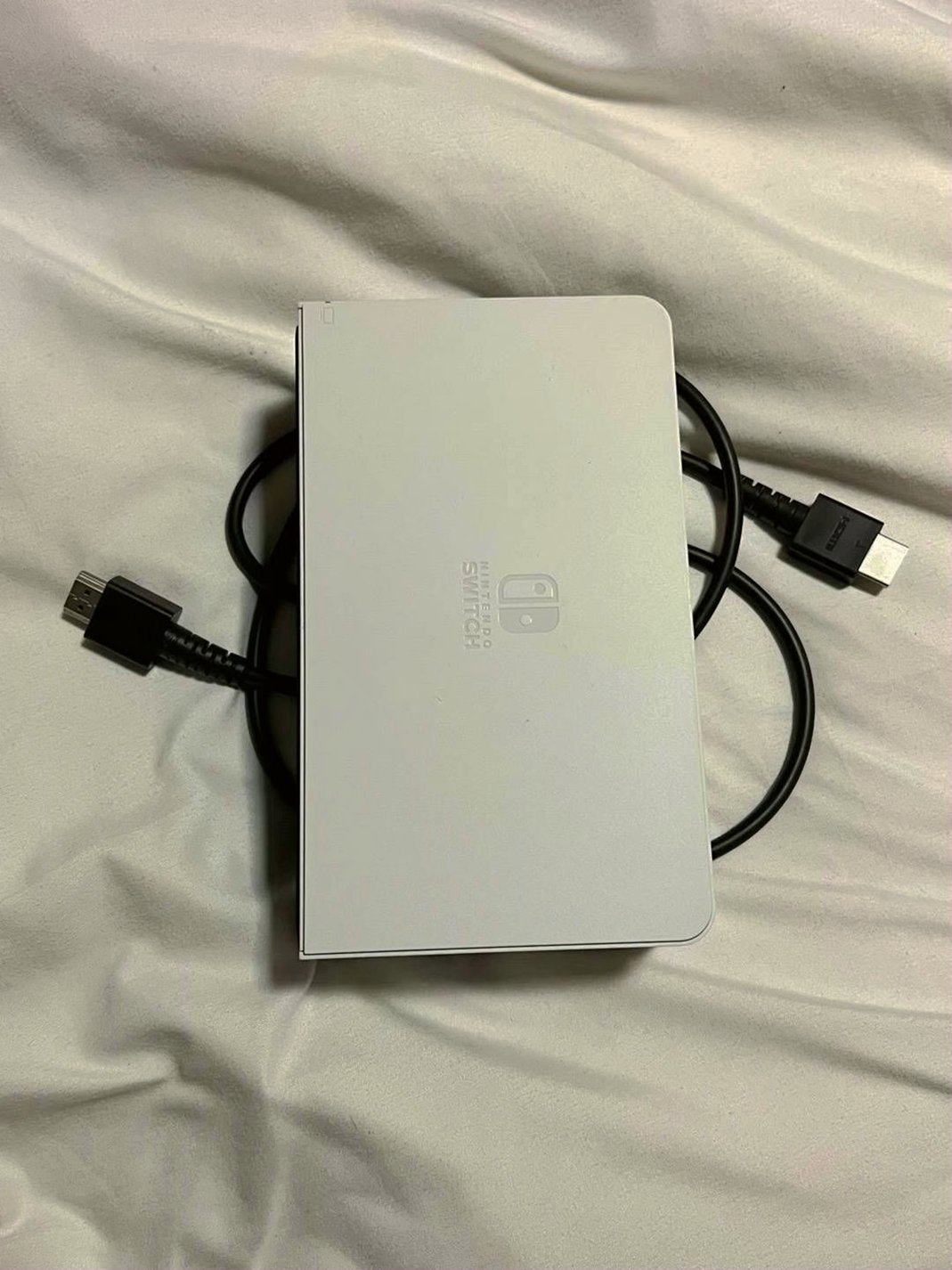 Nintendo Switch OLED 9K81 Bundle - Used image 5