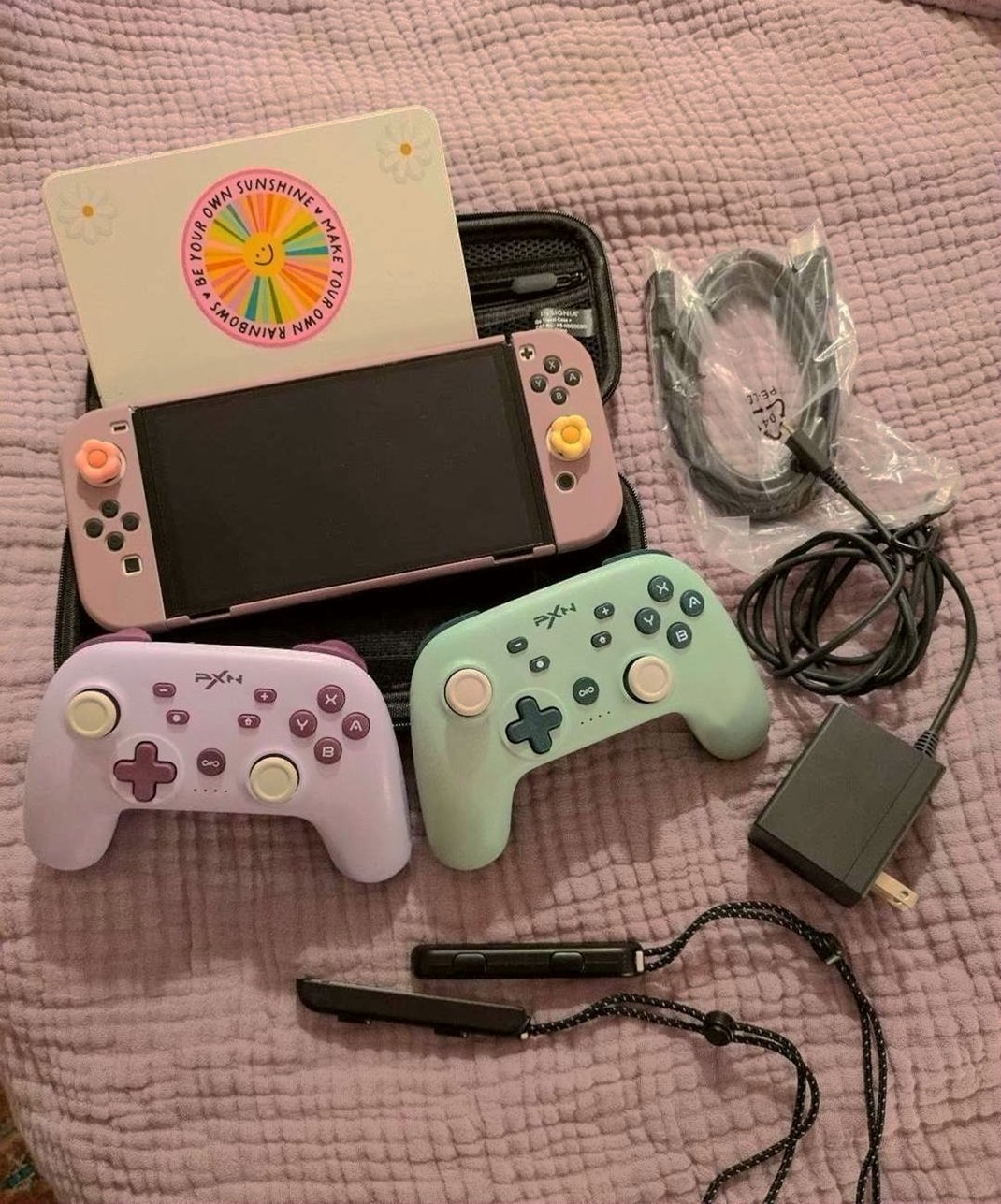 Nintendo Switch OLED Bundle 512GB White - Used