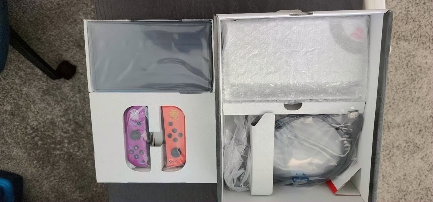 Nintendo Switch OLED Pokemon Scarlett and Violet - Used image 3