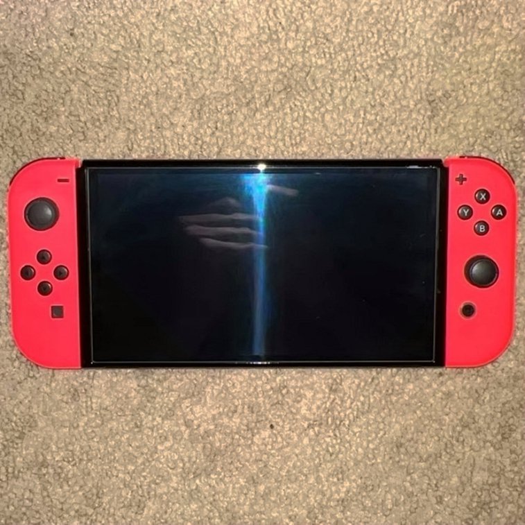 Nintendo Switch OLED Mario Edition 256GB Red Used image 3