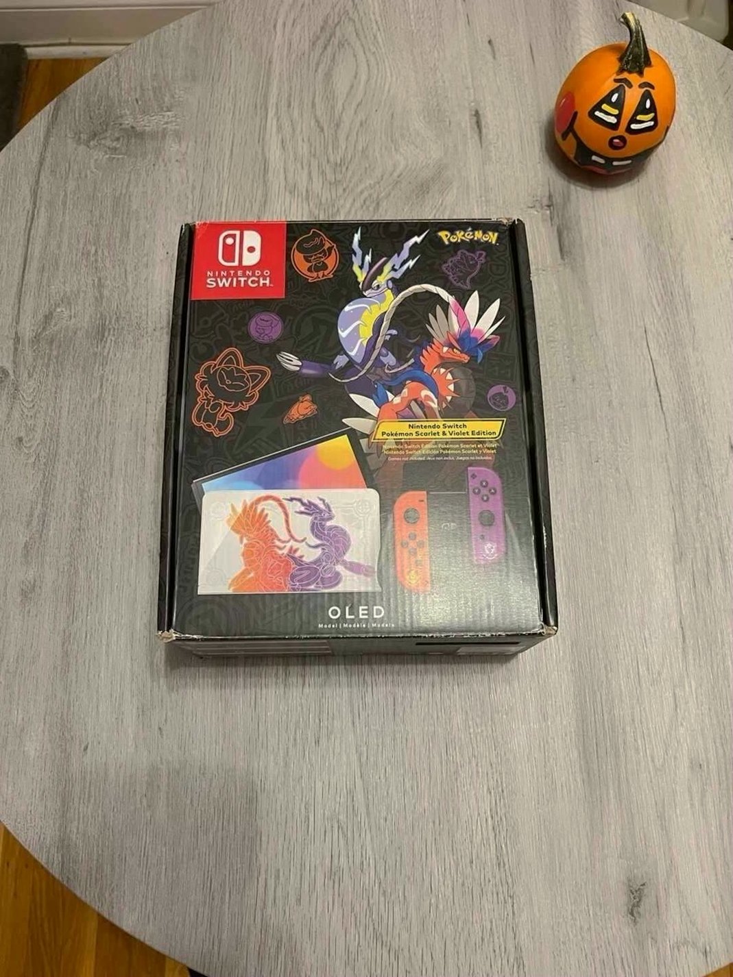 Nintendo Switch OLED Pokemon 2J85 - Used