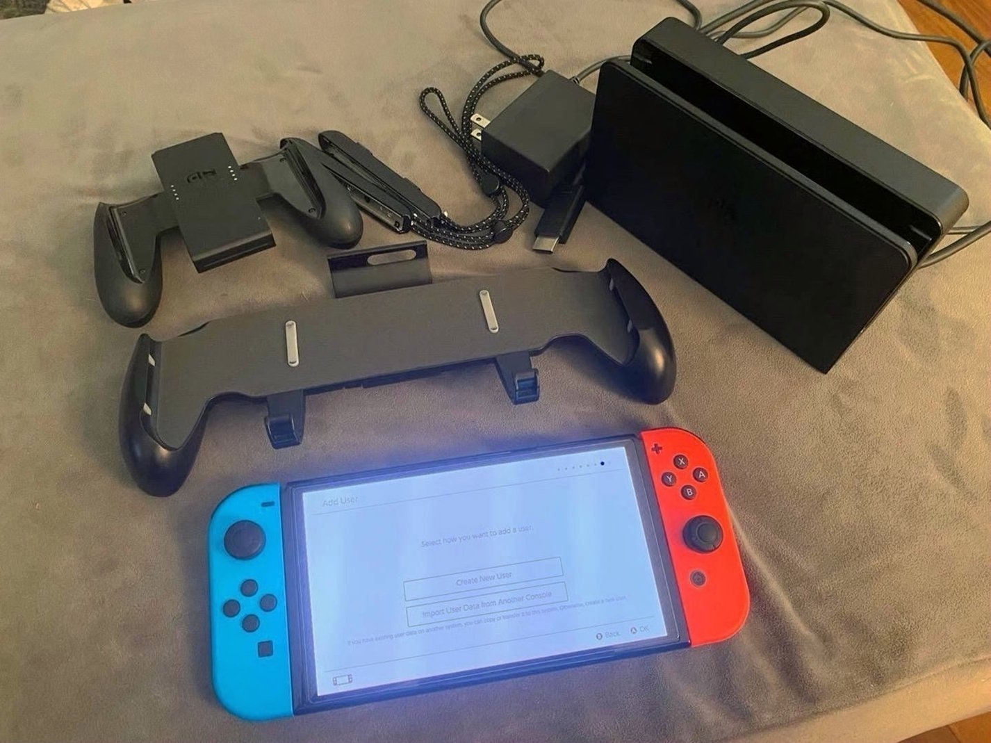 Nintendo Switch OLED Console Bundle 128GB Red & Blue - Used image 5