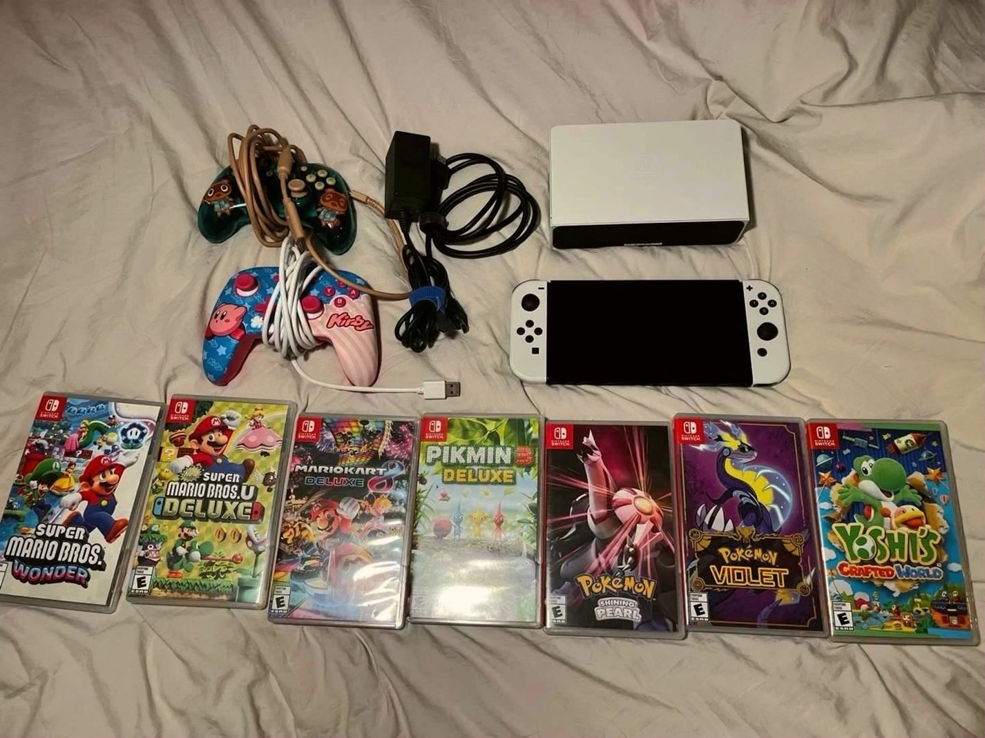 Nintendo Switch OLED 5M58 Unlocked - Used
