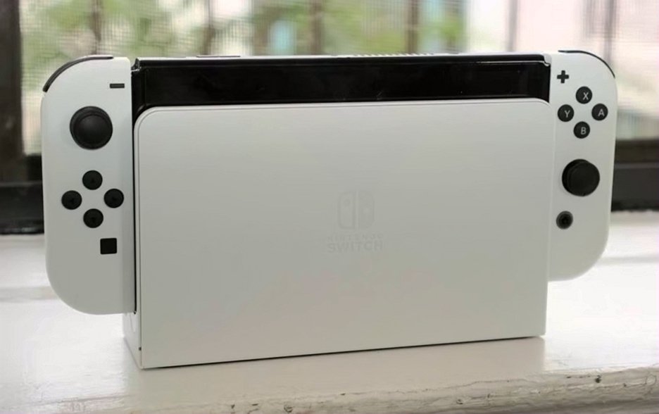 Nintendo Switch OLED 5X75 - Used image 3