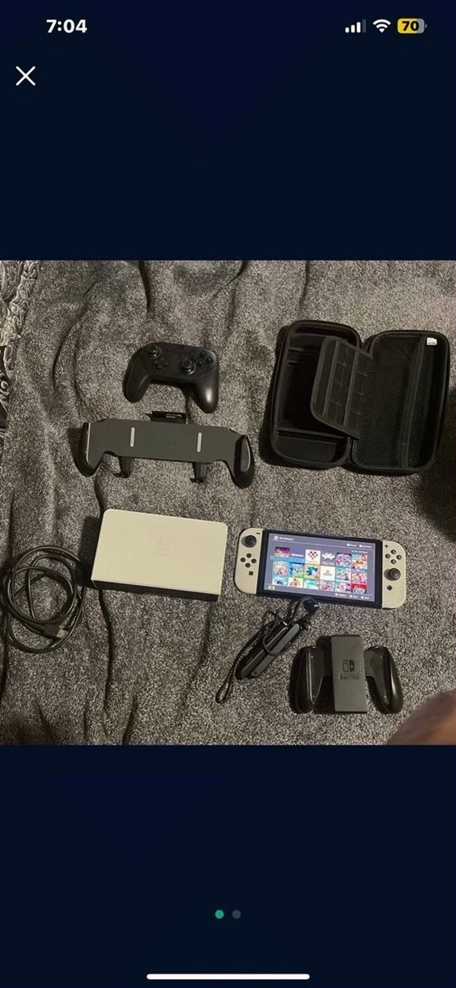 Nintendo Switch OLED Modded 5E82 64GB Black - Used image 2
