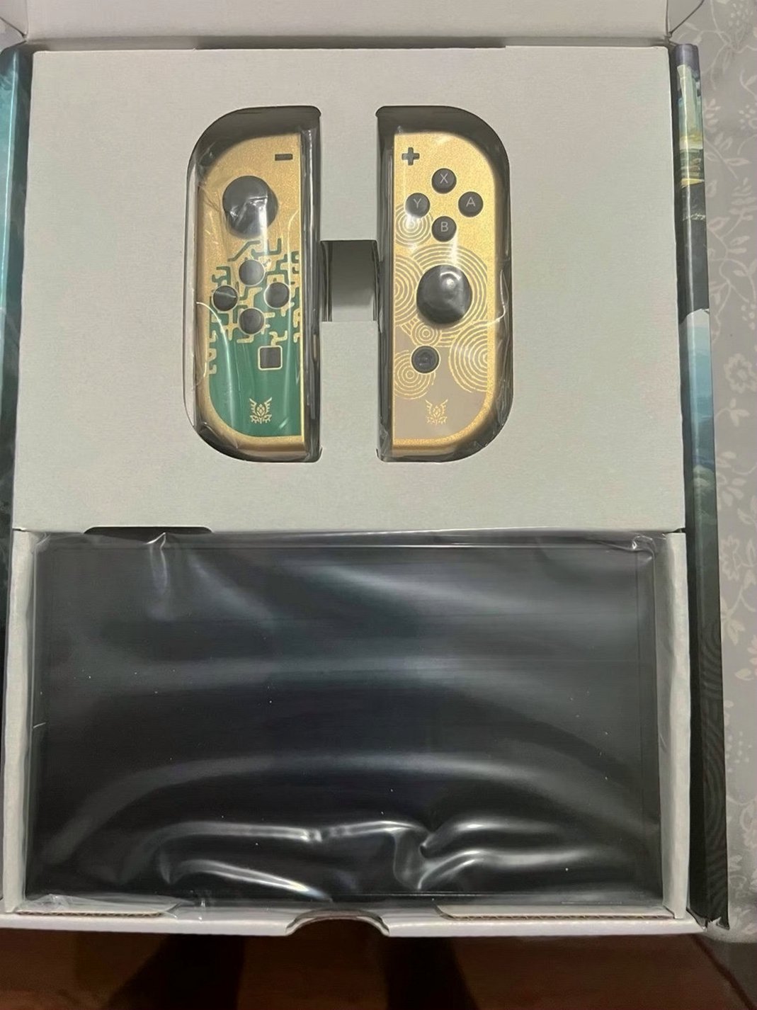 Nintendo Switch OLED The Legend of Zelda: Tears of the Kingdom - Used image 3