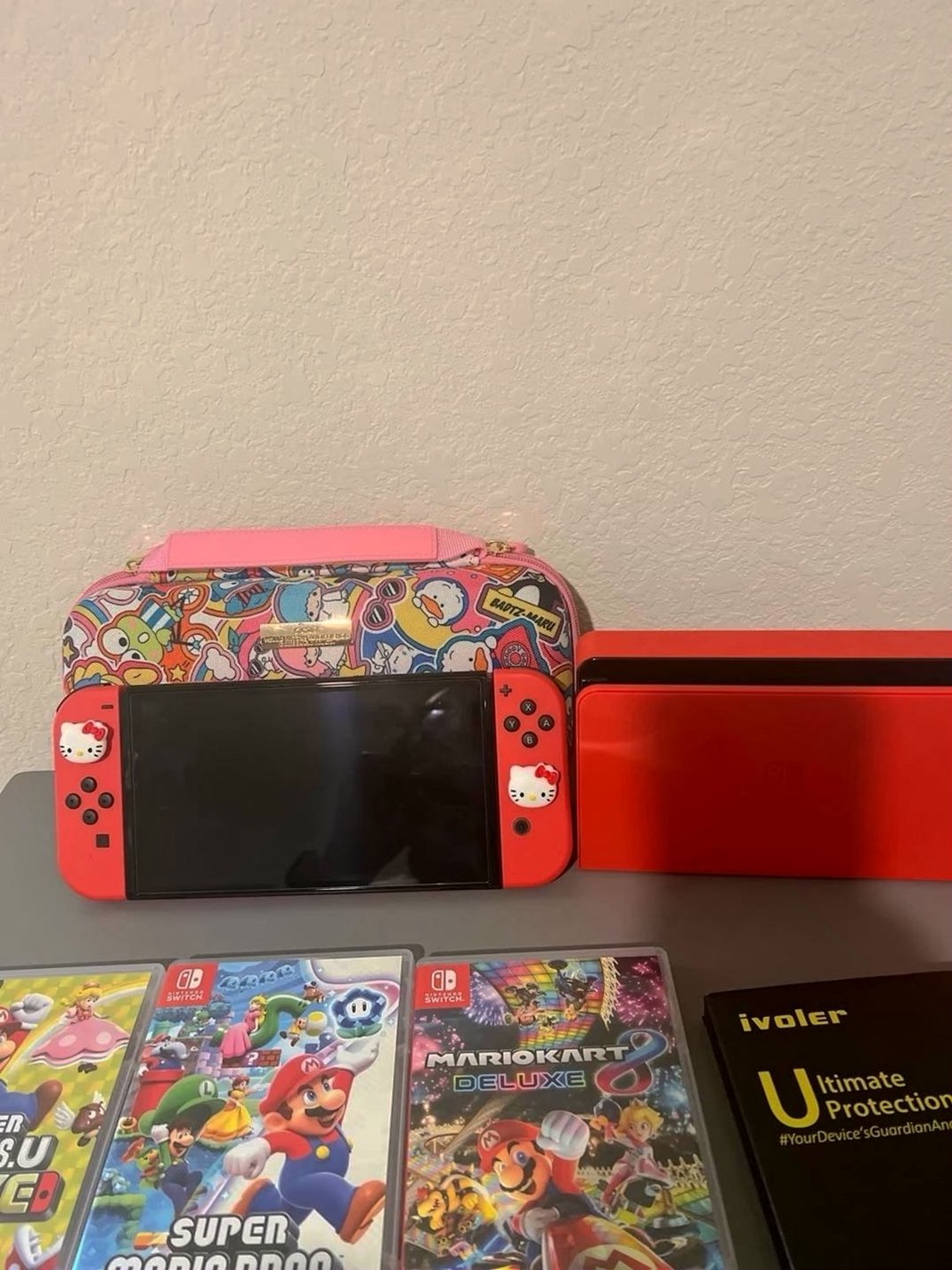Nintendo Switch OLED 64GB Hello Kitty Bundle Used image 2
