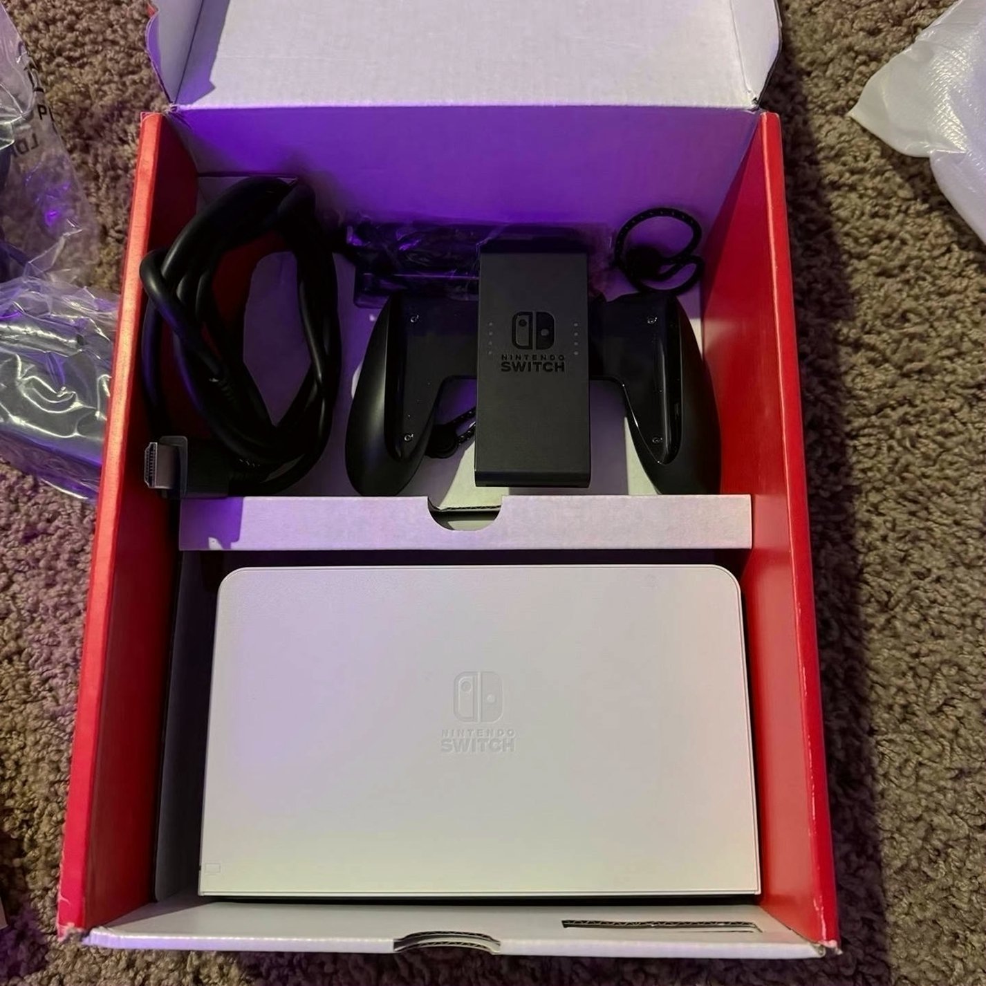 Nintendo Switch OLED 8G76 - Used image 4