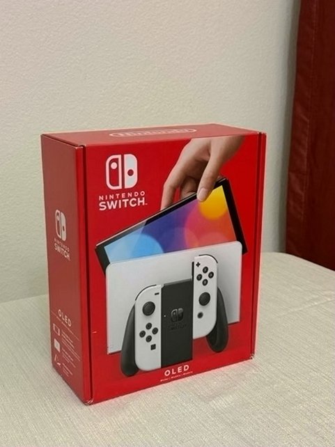 Nintendo Switch OLED White Unlocked - Used image 4