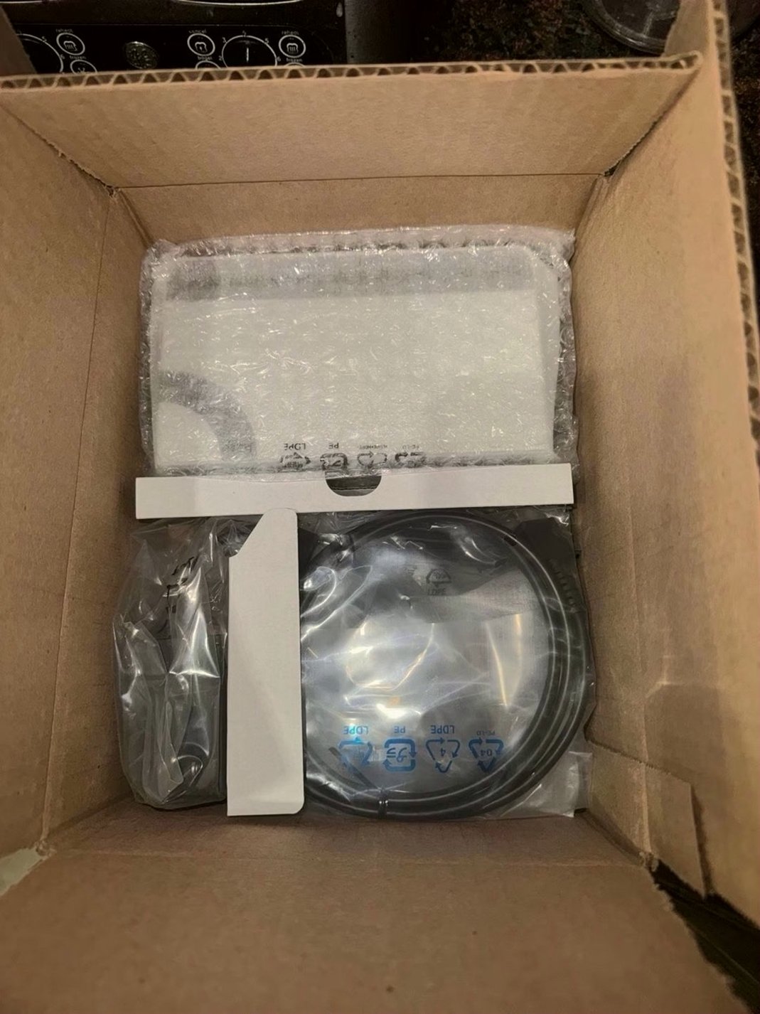 Nintendo Switch OLED 1A59 - Used image 2