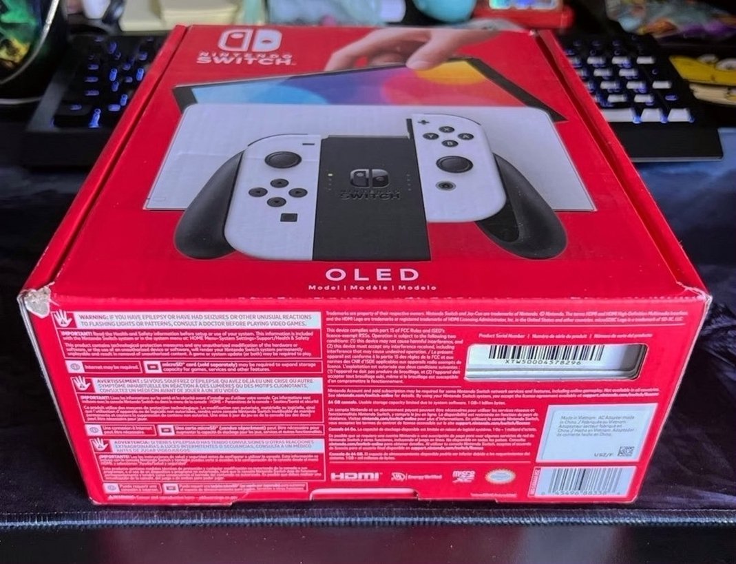 Nintendo Switch OLED 7C28 White - Used image 5