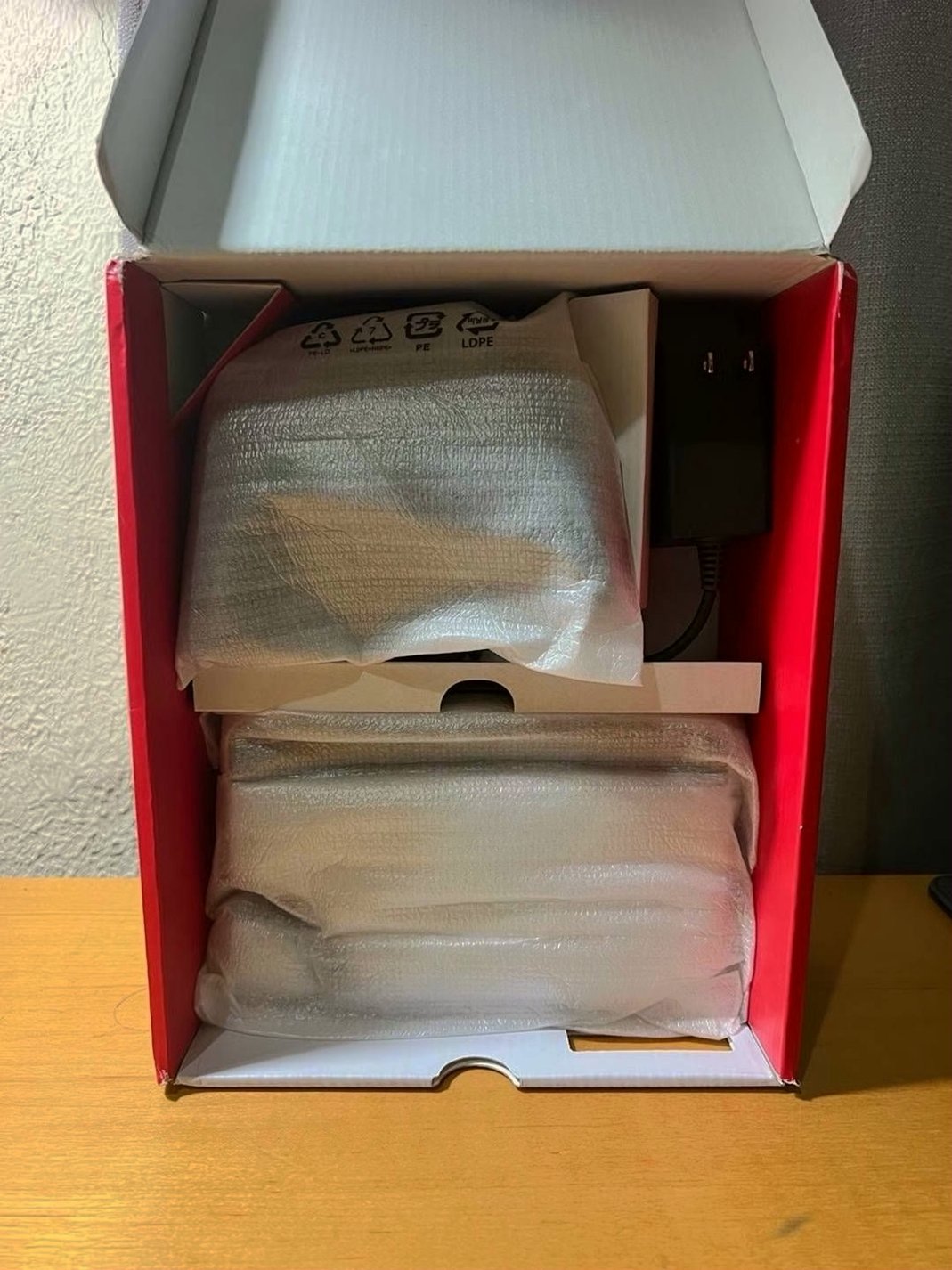 Nintendo Switch OLED 64GB White Used image 5