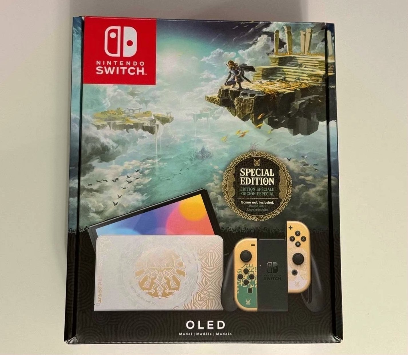 Nintendo Zelda Tears of the Kingdom Switch OLED 64GB Special Edition - Used