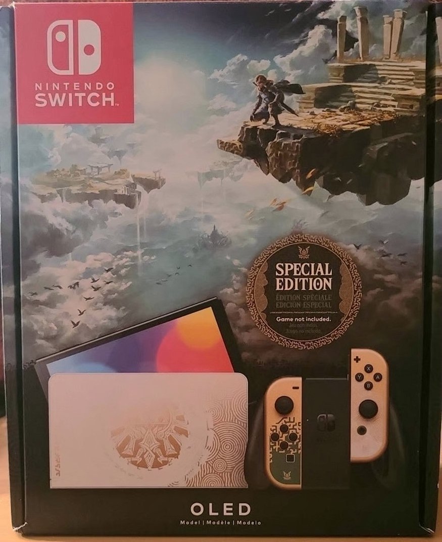 Nintendo Switch OLED The Legend of Zelda Tears of the Kingdom Edition Unlocked - Used image 2