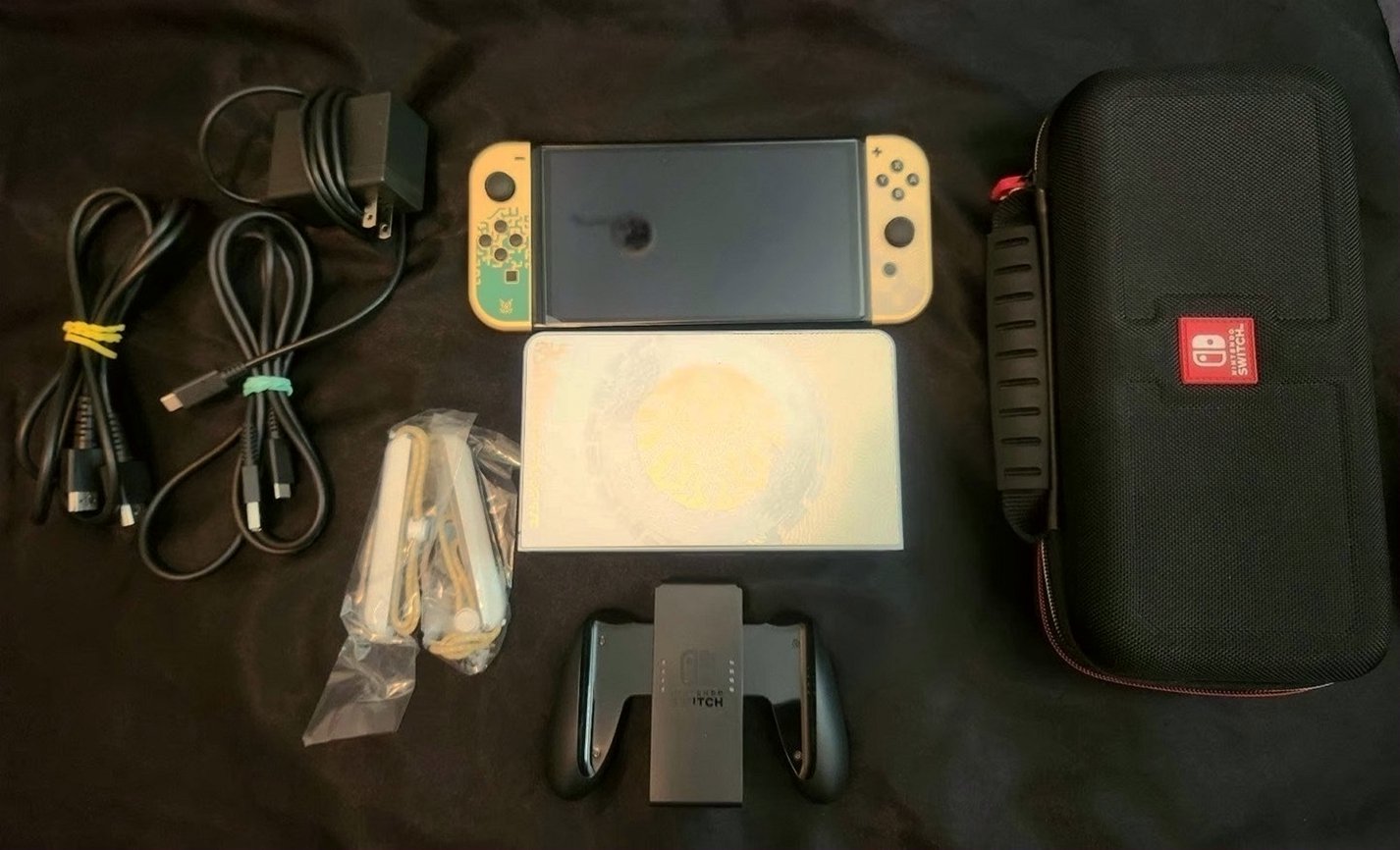 Nintendo Switch OLED 5C15 64GB White Unlocked - Used
