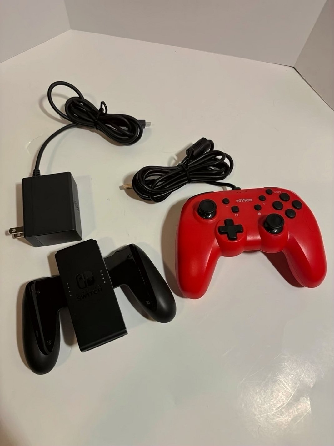 Nintendo Switch OLED HEG-001 Portable Handheld Console Bundle - Used image 5