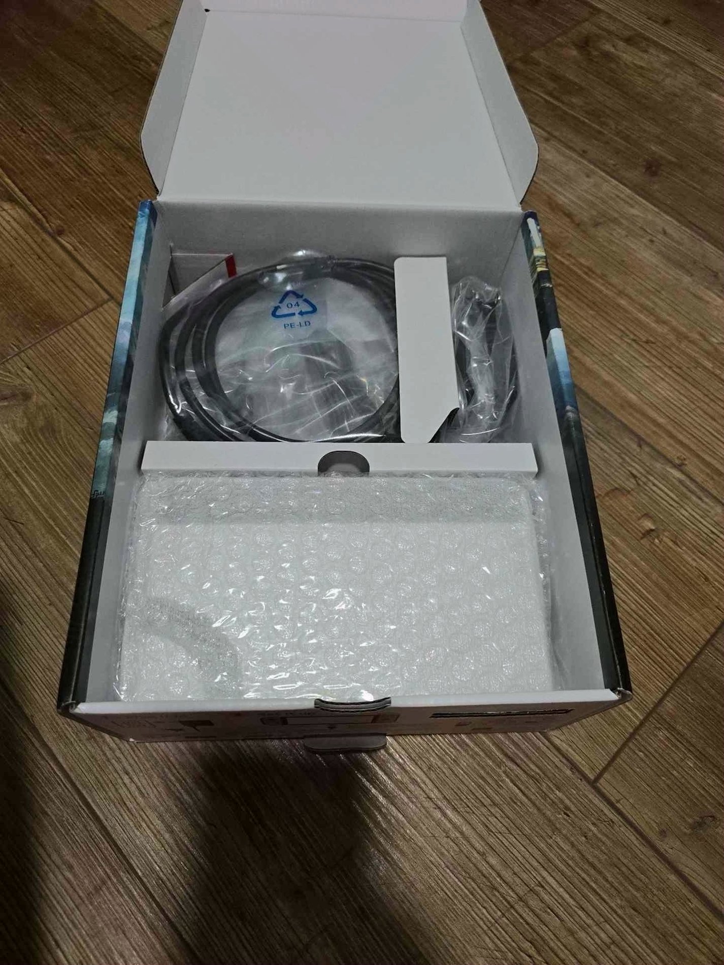 Nintendo Switch OLED 8W17 Brand New Unlocked - Used image 3
