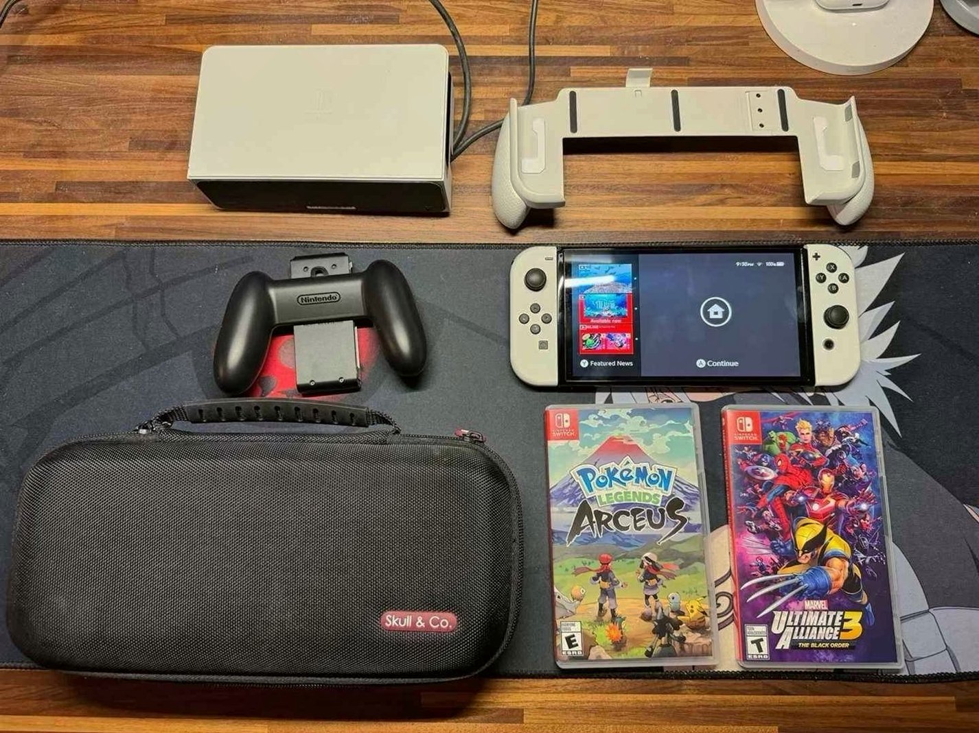 Nintendo Switch OLED Bundle 128GB Skull & Co. Neogrip Used image 2