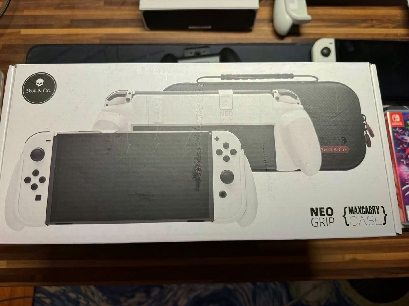 Nintendo Switch OLED Bundle 128GB Skull & Co. Neogrip Used image 5