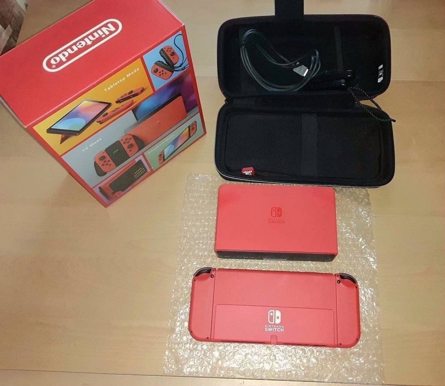 Nintendo Switch OLED 64GB Mario Red Edition Unlocked - Used image 3