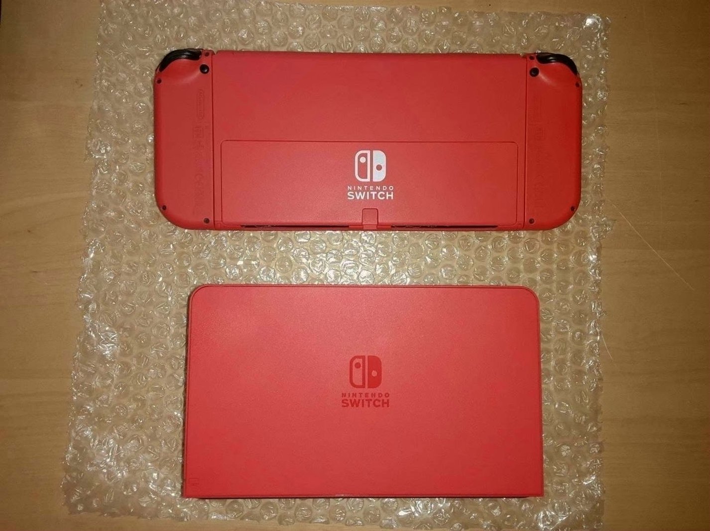 Nintendo Switch OLED 64GB Mario Red Edition Unlocked - Used image 4
