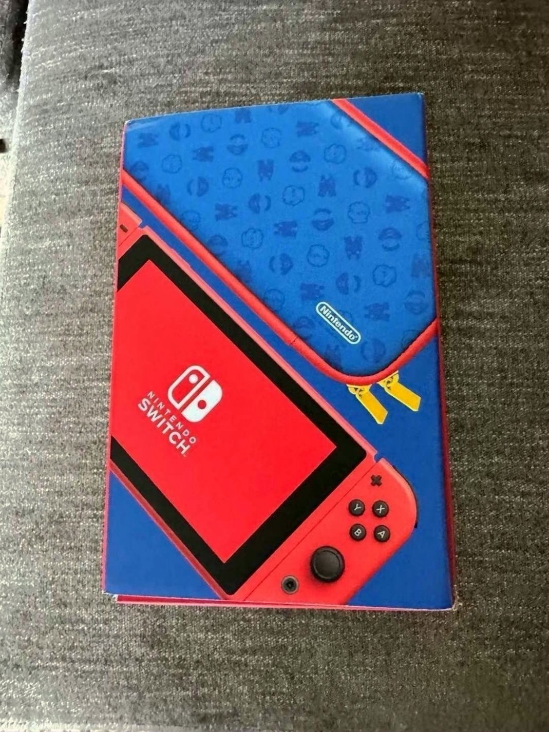 Nintendo Switch Mario Edition 7B61 Unlocked - Used image 3