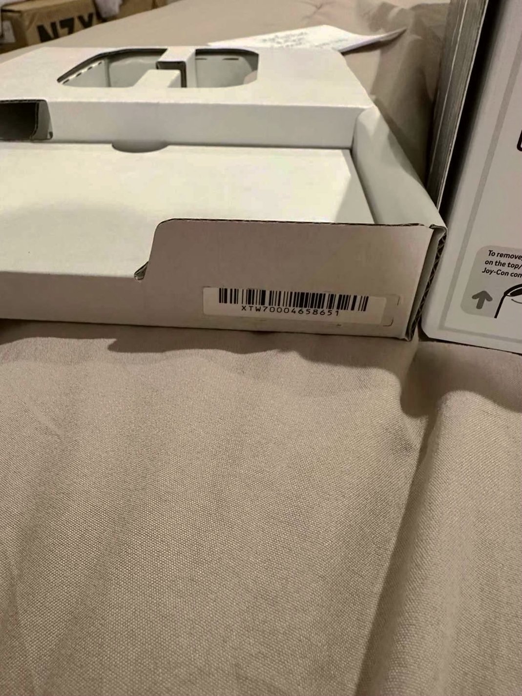 Nintendo Switch OLED 64GB White Unlocked - Used image 5