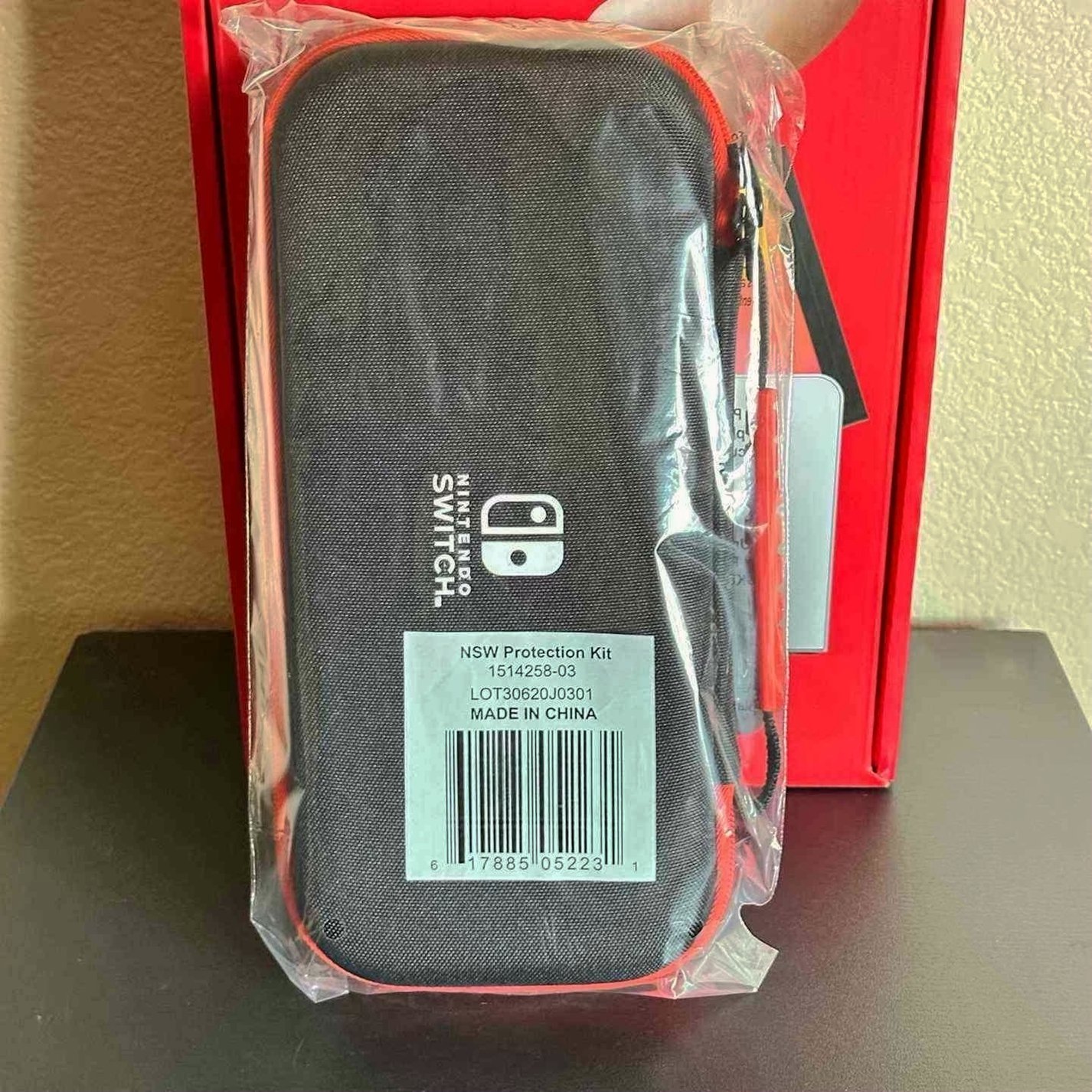 Nintendo Switch OLED 256GB White Unlocked - New image 3