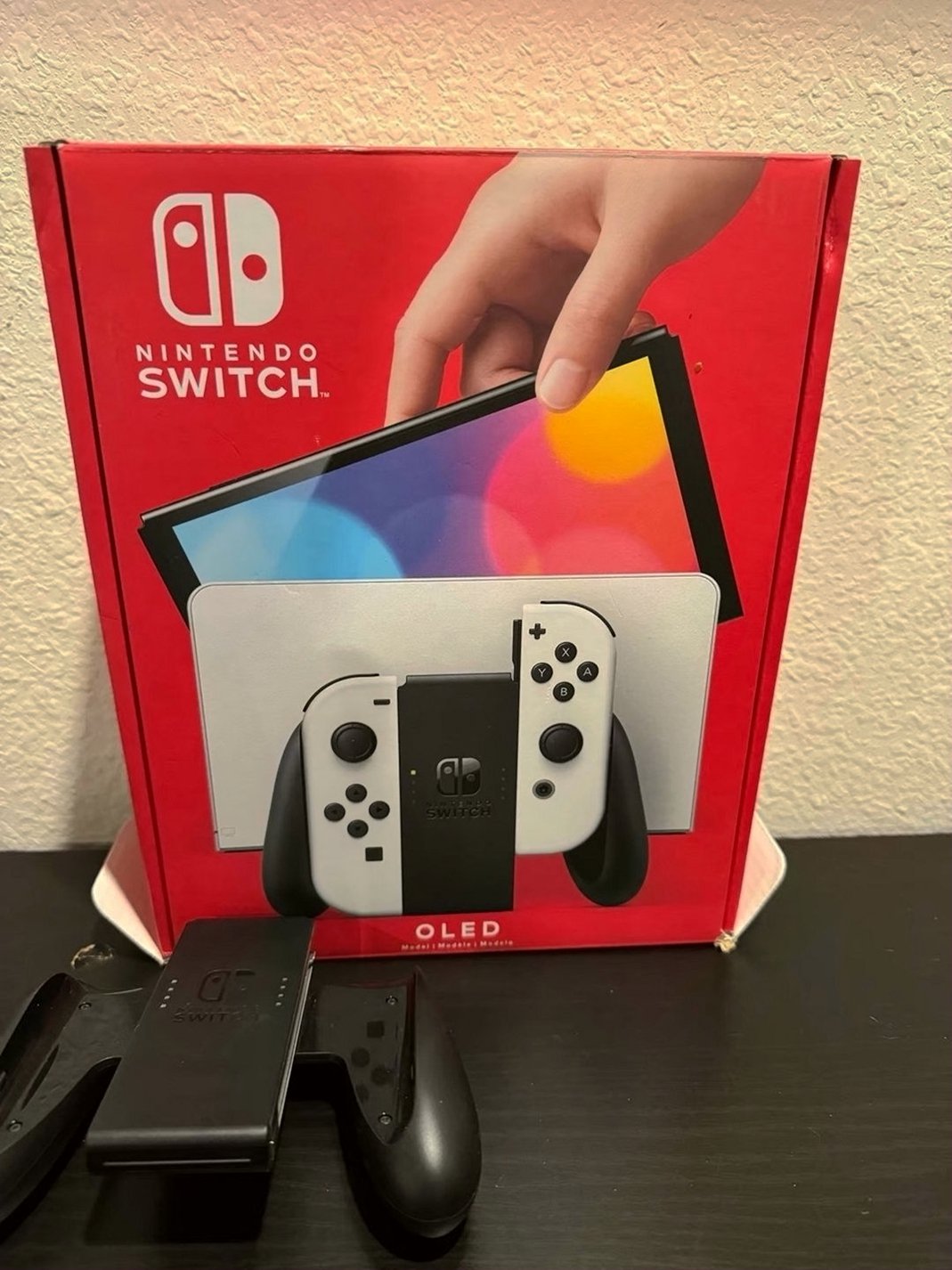 Nintendo Switch OLED Bundle 1V29 Used image 3