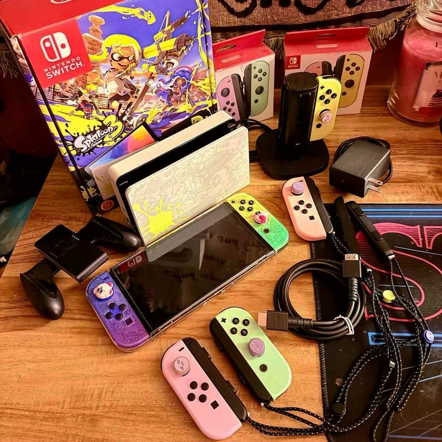 Nintendo Switch Splatoon Edition OLED 6 Joycons Used image 3