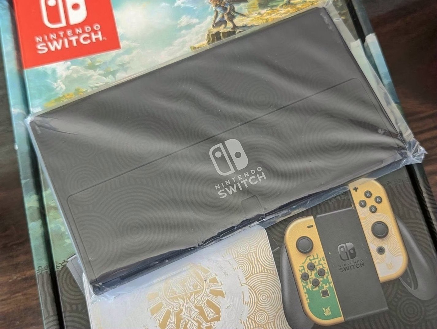 Nintendo OLED Switch Zelda Tears of the Kingdom Edition - Tablet Only - Used