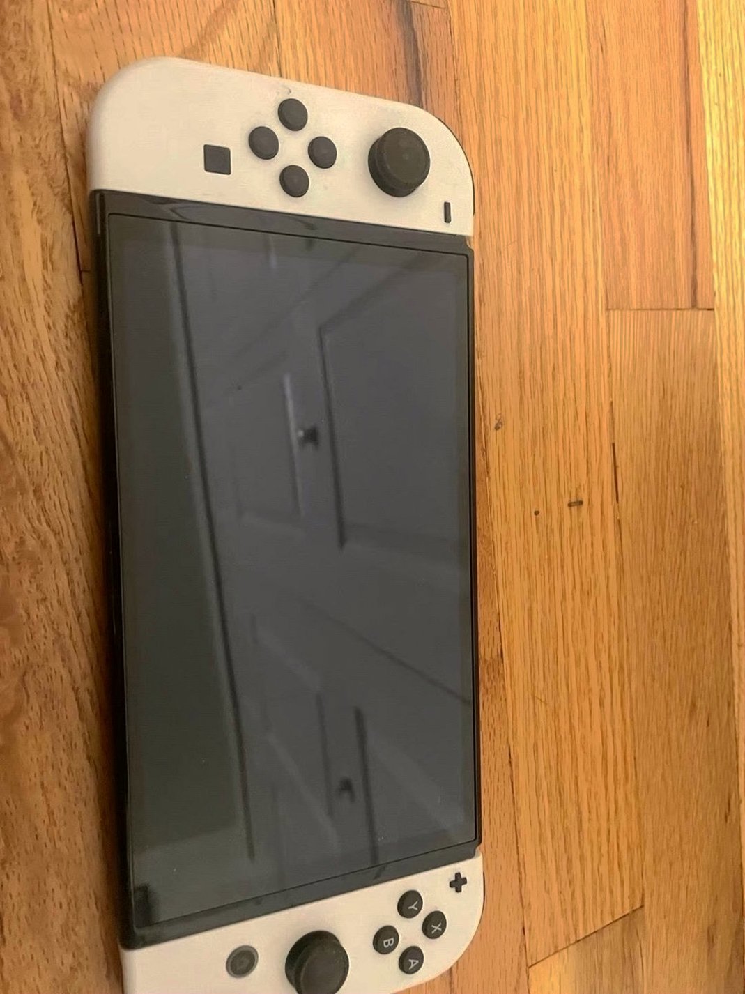 Nintendo Switch OLED Console 1Y19 - Used image 2