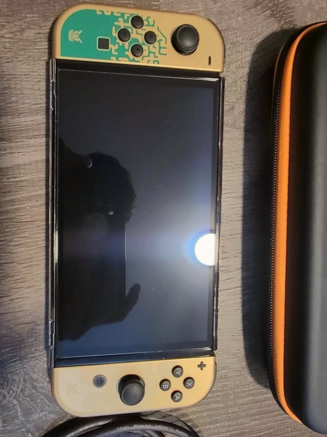 Nintendo Zelda Tears of the Kingdom OLED Switch Unlocked - Used image 2