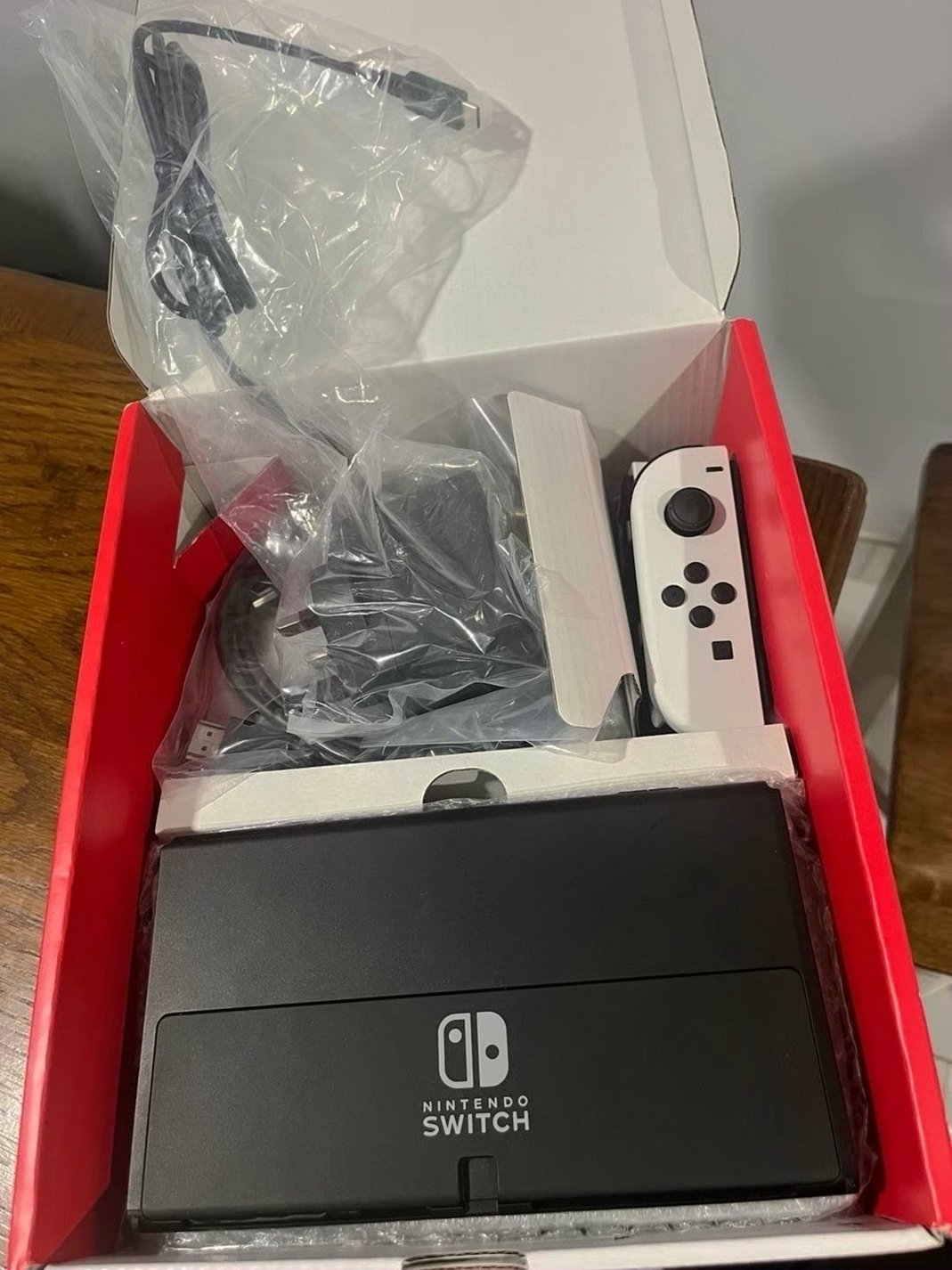 Nintendo Switch OLED 8F29 UK Version Used image 2
