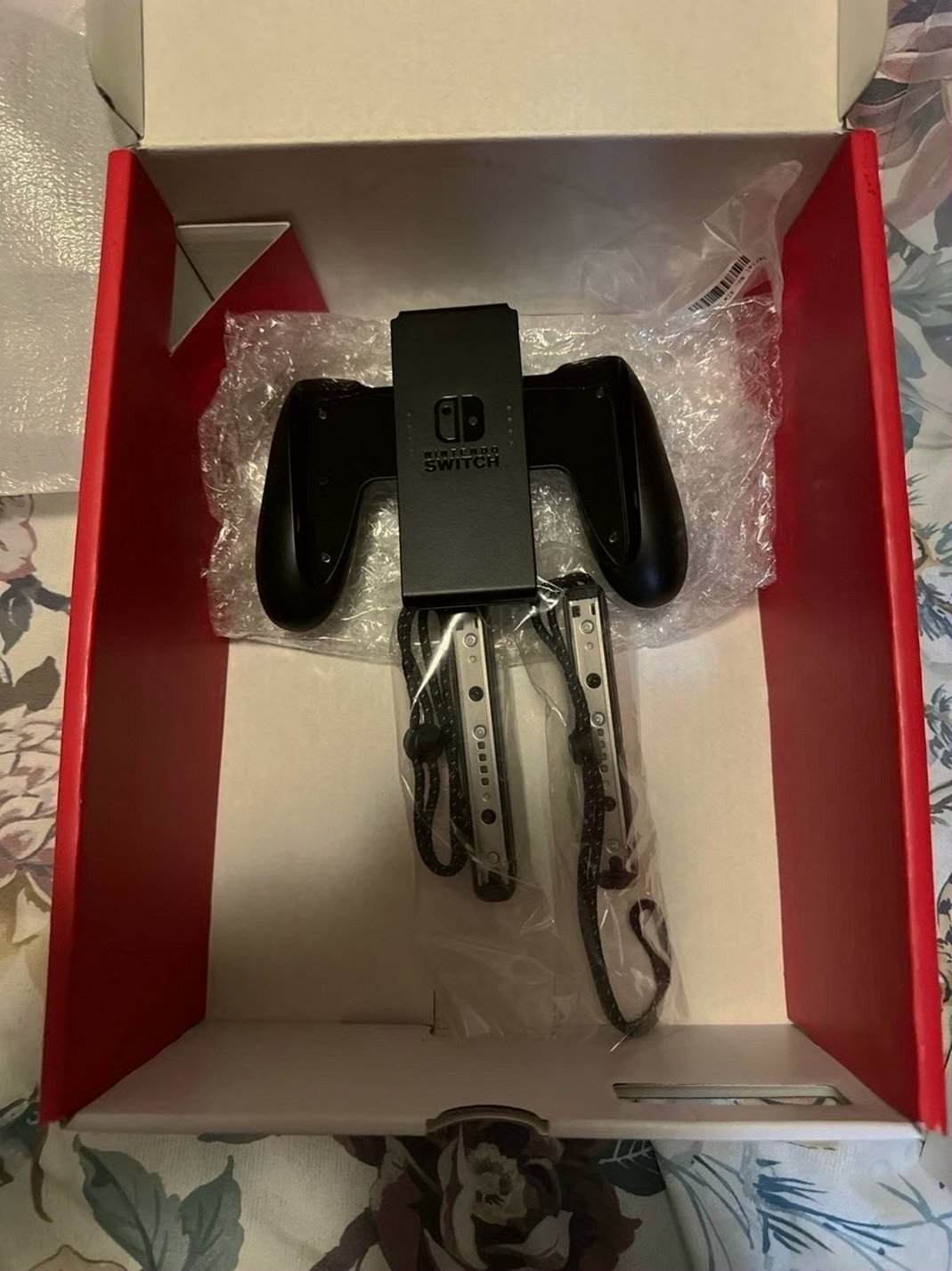 Nintendo Switch OLED 64GB White - Used image 5