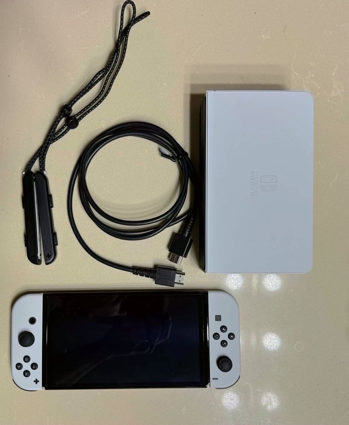 Nintendo Switch OLED Model 5R61 Used image 3