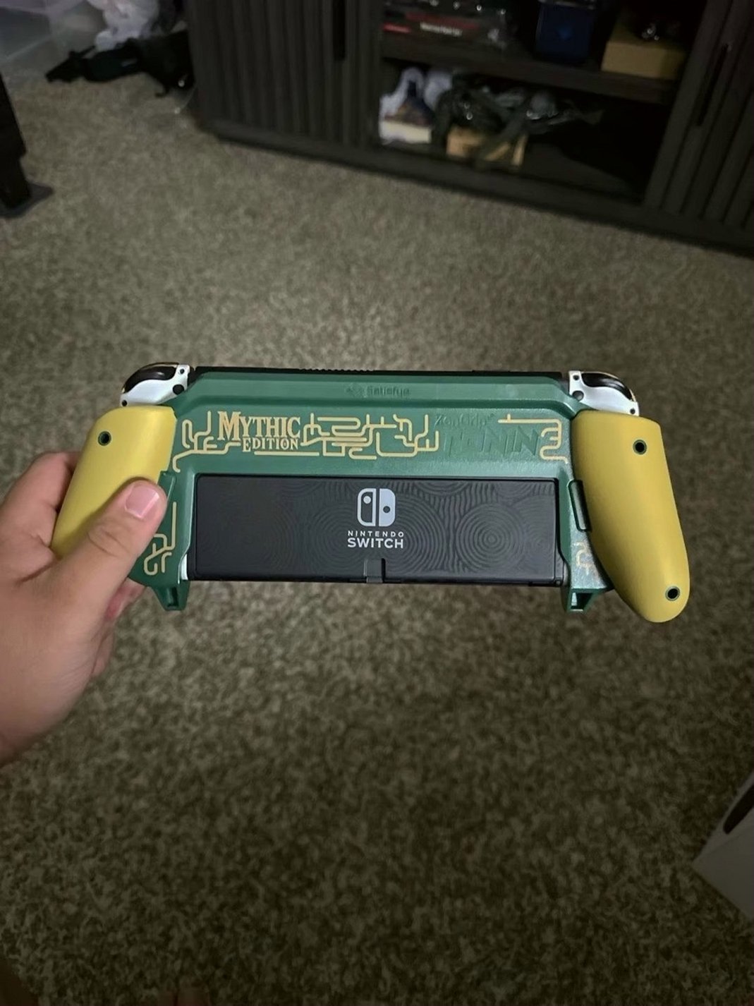 Nintendo Switch OLED Legend of Zelda Tears of the Kingdom Unlocked - Used image 3