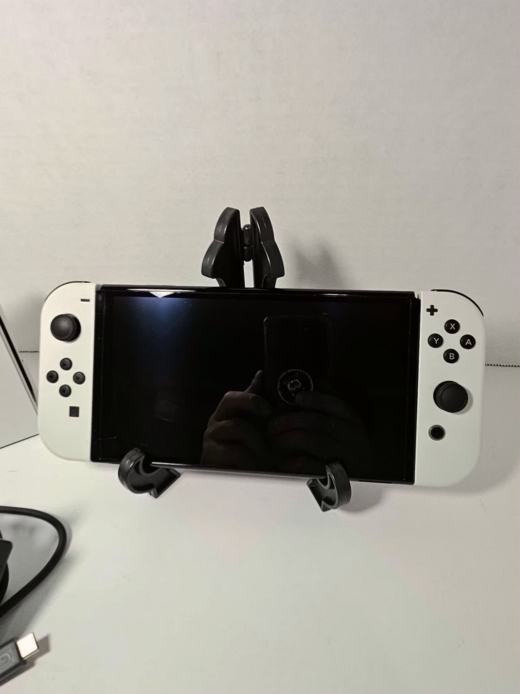 Nintendo Switch OLED Console Unlocked - Used image 3
