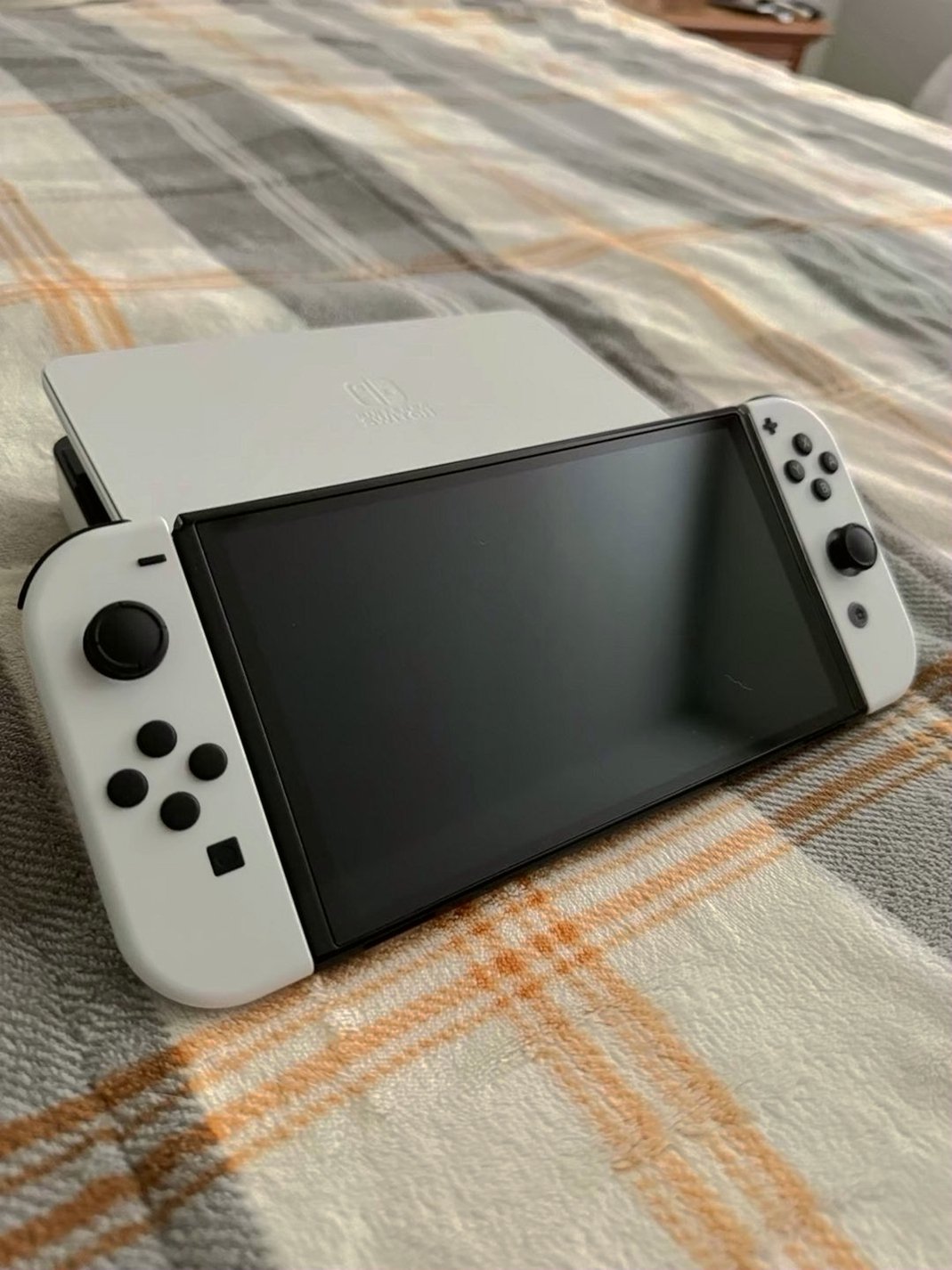 Nintendo Switch OLED Mint Condition - Used