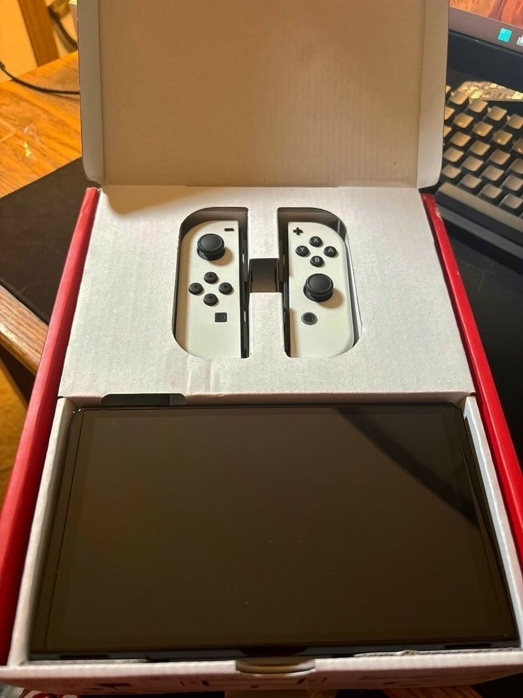 Nintendo Switch OLED White 2N51 - Used
