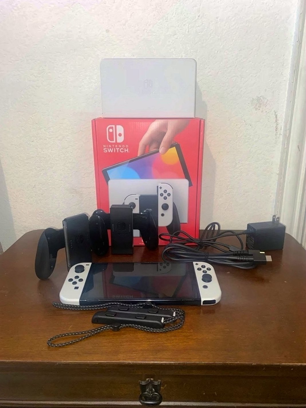 Nintendo Switch OLED 6D56 White - Used