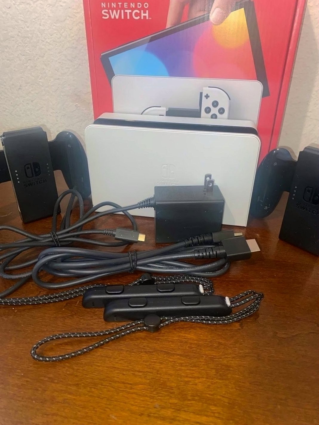 Nintendo Switch OLED 6D56 White - Used image 4