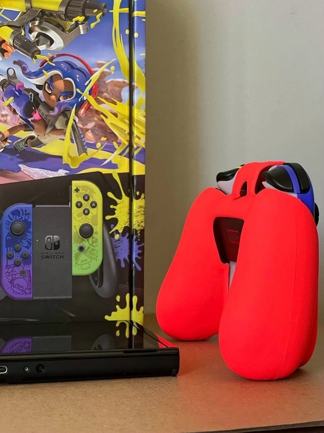 Nintendo Switch OLED Special Edition 2L18 - Used image 2